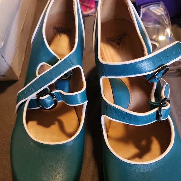 Fluevog Kitschy Kitschy Boom Boom - Picture 1 of 4